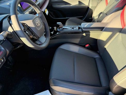 New 2026 Toyota Prius Plug-In Hybrid image 9