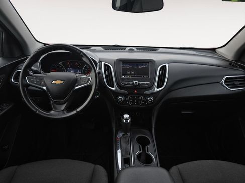 Used 2020 Chevrolet Equinox LT w/ Driver Convenience Package image 9
