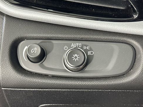 Used 2017 Chevrolet Volt LT image 26