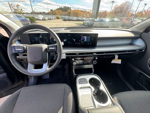 New 2026 Hyundai Ioniq 9 SE AWD/4WD image 12
