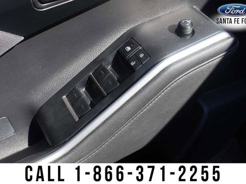 Used 2023 Toyota Highlander Platinum image 13