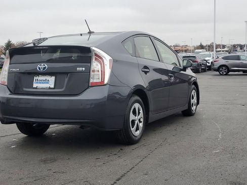 Used 2015 Toyota Prius Four image 8