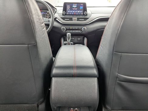 Used 2025 Nissan Altima 2.5 SR image 27