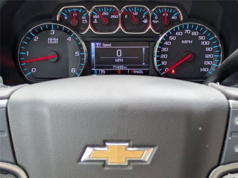 Used 2018 Chevrolet Silverado 1500 LT w/ Texas Edition image 29