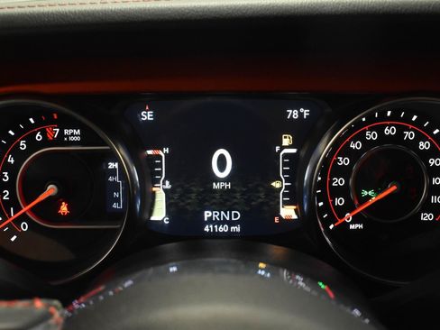 Used 2020 Jeep Wrangler Rubicon w/ LED Lighting Group AWD/4WD image 18