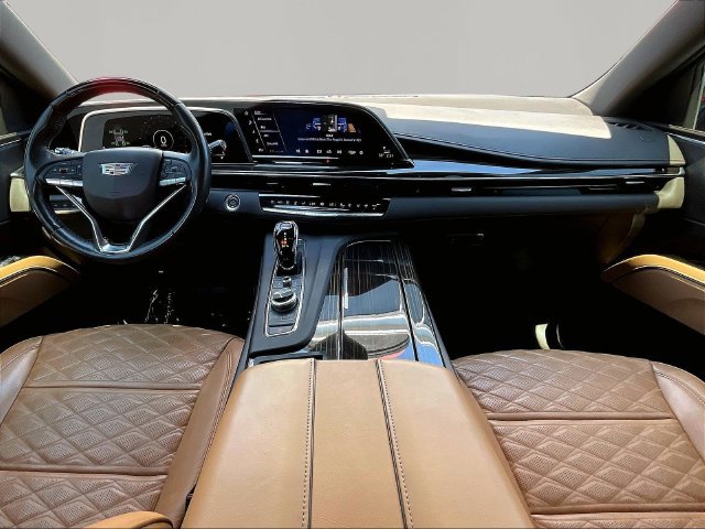 Used 2024 Cadillac Escalade ESV Premium Luxury AWD/4WD image 9