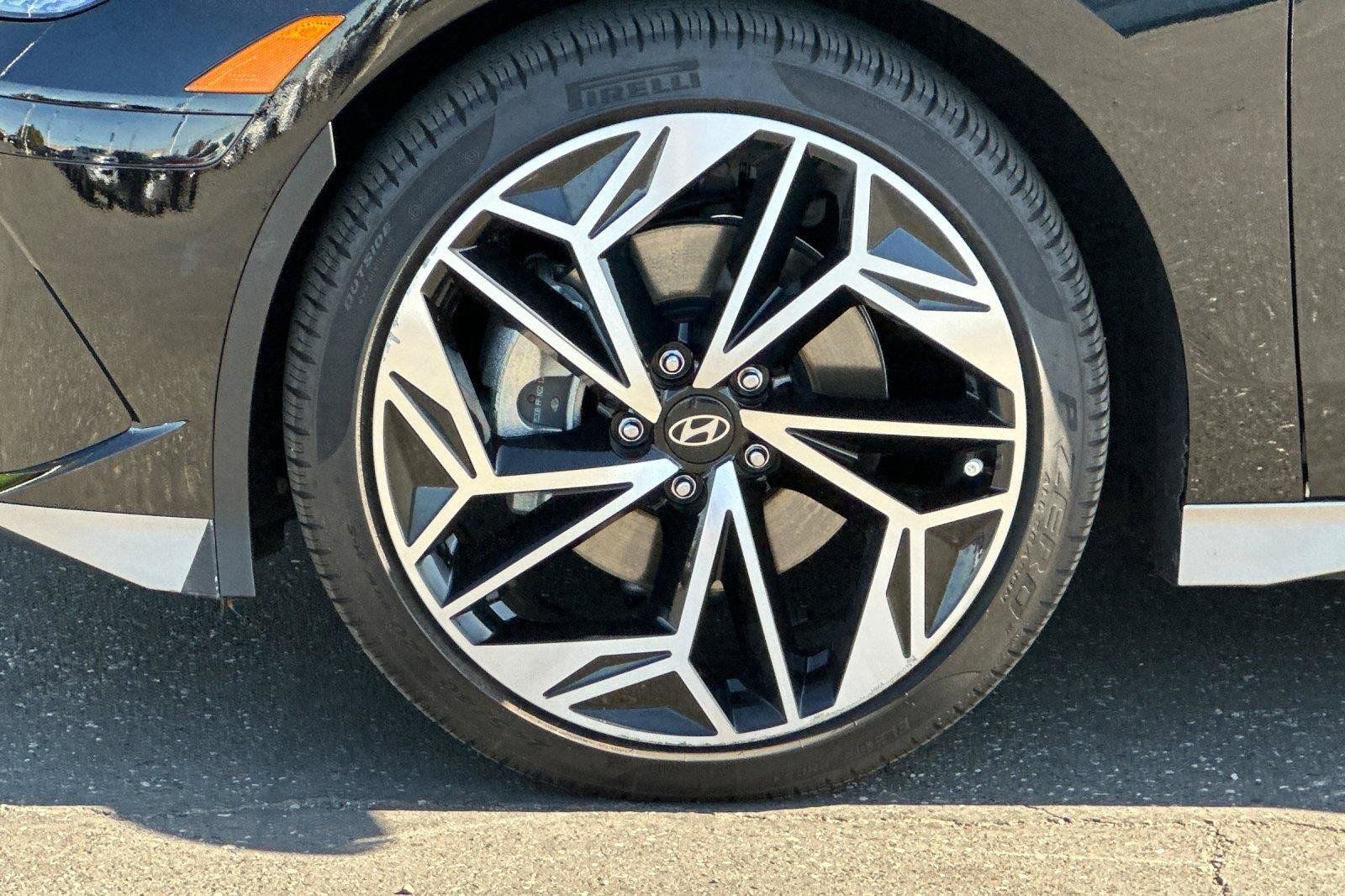 Used 2023 Hyundai Ioniq 6 SEL RWD image 24
