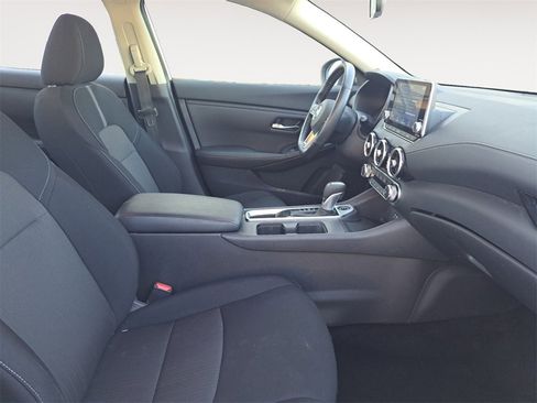 Used 2023 Nissan Sentra SV image 6