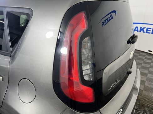 Used 2019 Kia Soul image 33