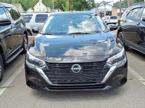 Used 2024 Nissan Sentra S FWD image 2