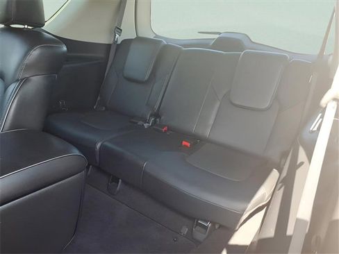 Used 2019 INFINITI QX80 Luxe image 26