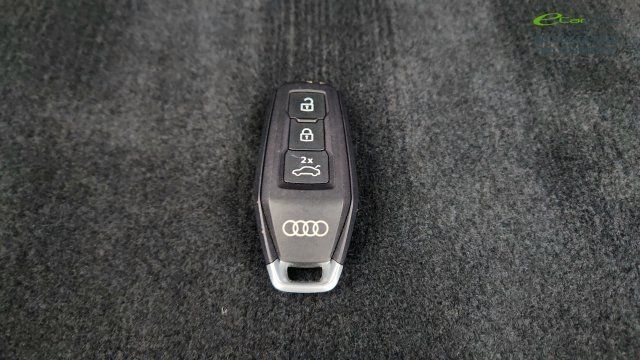 Used 2025 Audi A6 e-tron Premium Plus w/ Premium Plus RWD image 77