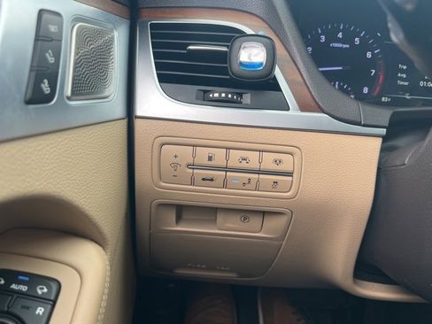 Used 2018 Genesis G80 5.0 Ultimate image 14