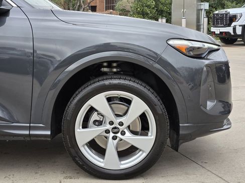 Certified 2025 Audi Q5 Premium Plus w/ Premium Plus image 11