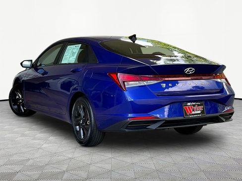 Used 2023 Hyundai Elantra SEL FWD image 4