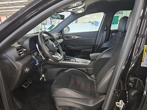 Used 2024 Dodge Hornet R/T AWD/4WD image 9