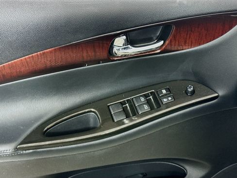 Used 2014 INFINITI QX50 Journey w/ Premium Package RWD image 17