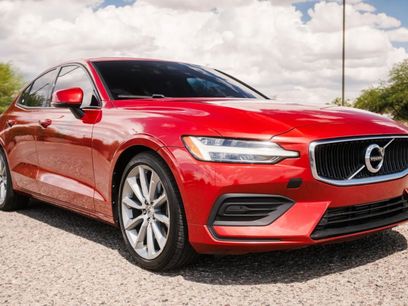 Used 2020 Volvo S60 T6 Momentum