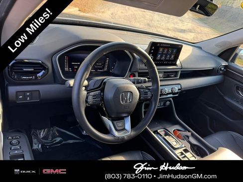 Used 2024 Honda Pilot Elite image 4