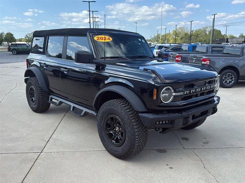 Used 2024 Ford Bronco Big Bend w/ Sasquatch Package image 8