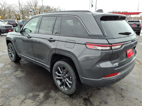 New 2026 Jeep Grand Cherokee Limited Reserve image 4