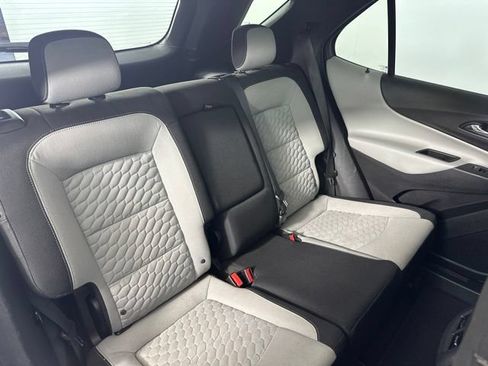 Used 2018 Chevrolet Equinox LT w/ Sun & Infotainment Package FWD image 29