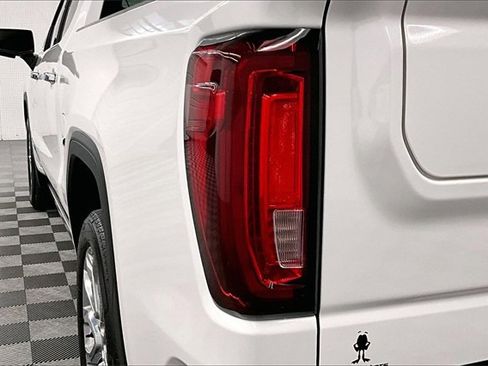 Used 2023 GMC Sierra 1500 Denali image 35