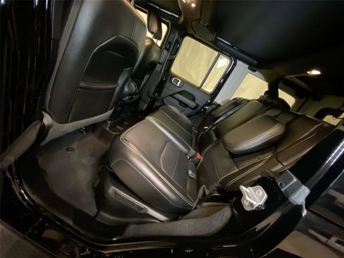 Used 2021 Jeep Wrangler Unlimited Sahara w/ Cold Weather Group image 24