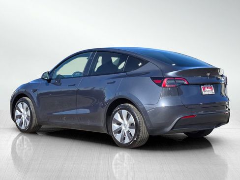 Used 2023 Tesla Model Y Long Range image 6