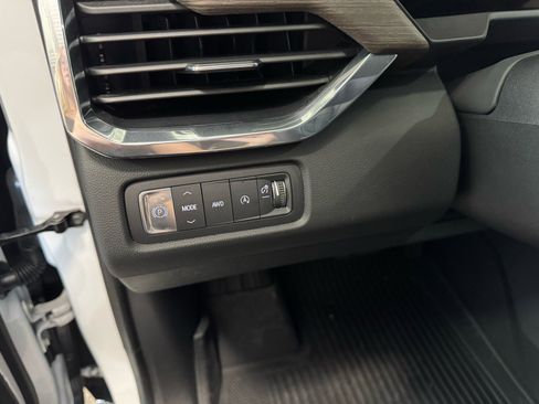 Used 2025 GMC Acadia Denali w/ Super Cruise Package AWD/4WD image 19