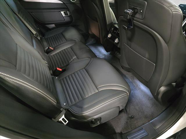 New 2026 Land Rover Discovery Dynamic SE AWD/4WD image 11