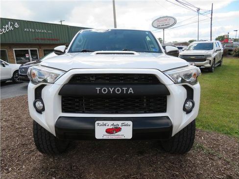Used 2018 Toyota 4Runner TRD Pro AWD/4WD image 16