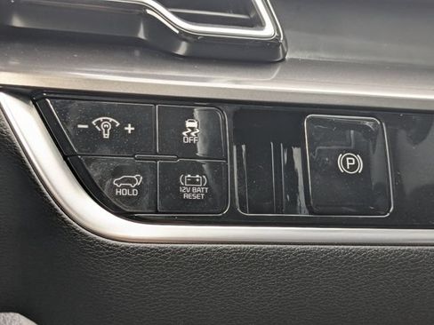 Certified 2024 Kia Sportage EX w/ EX Premium Package AWD/4WD image 39