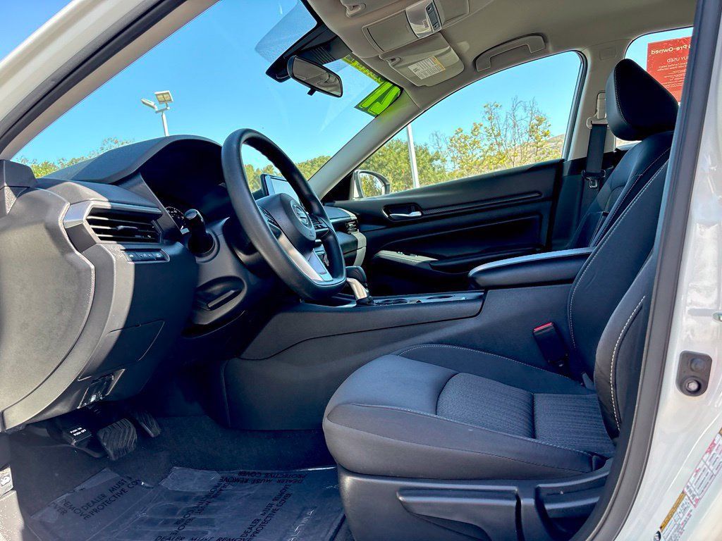 Certified 2021 Nissan Altima 2.5 S FWD image 15