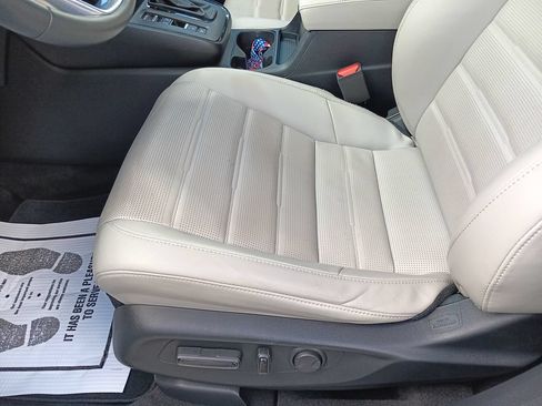 Used 2024 Honda CR-V EX-L image 17