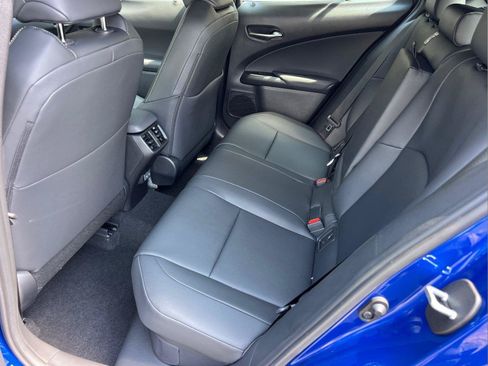 New 2026 Lexus UX 300h FWD image 12