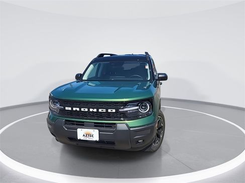 New 2025 Ford Bronco Sport Outer Banks image 3