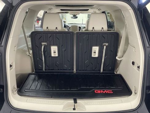 Used 2023 GMC Acadia Denali w/ Black Diamond Edition image 25