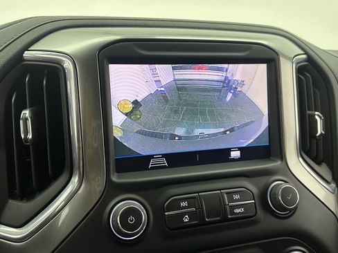 Used 2023 Chevrolet Silverado 3500 LT w/ Gooseneck/5TH Wheel Package image 11