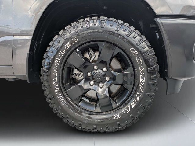 Used 2025 RAM 1500 Warlock AWD/4WD image 9