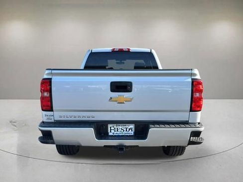 Used 2018 Chevrolet Silverado 1500 Custom w/ Custom Value Package AWD/4WD image 3