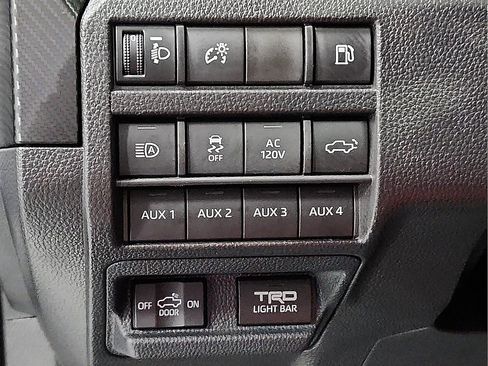 Certified 2025 Toyota Tacoma TRD Pro AWD/4WD image 14