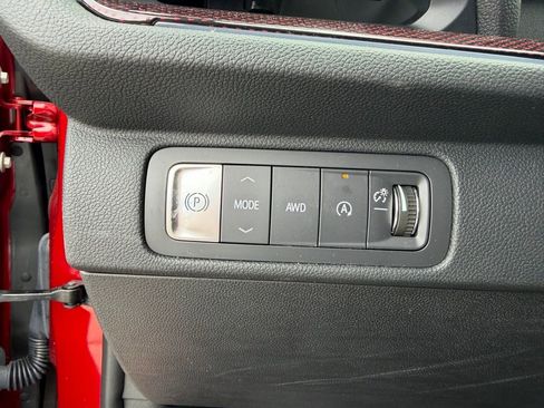 Used 2025 Chevrolet Traverse Z71 w/ Driver Confidence Package image 14