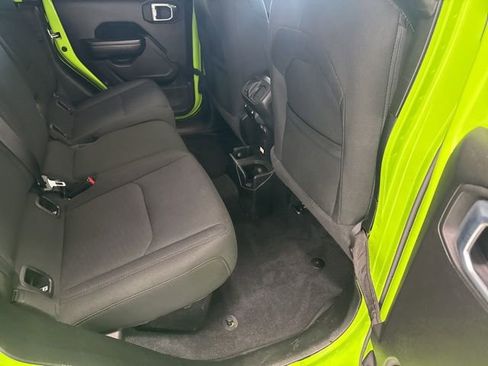 Used 2021 Jeep Gladiator Willys image 26