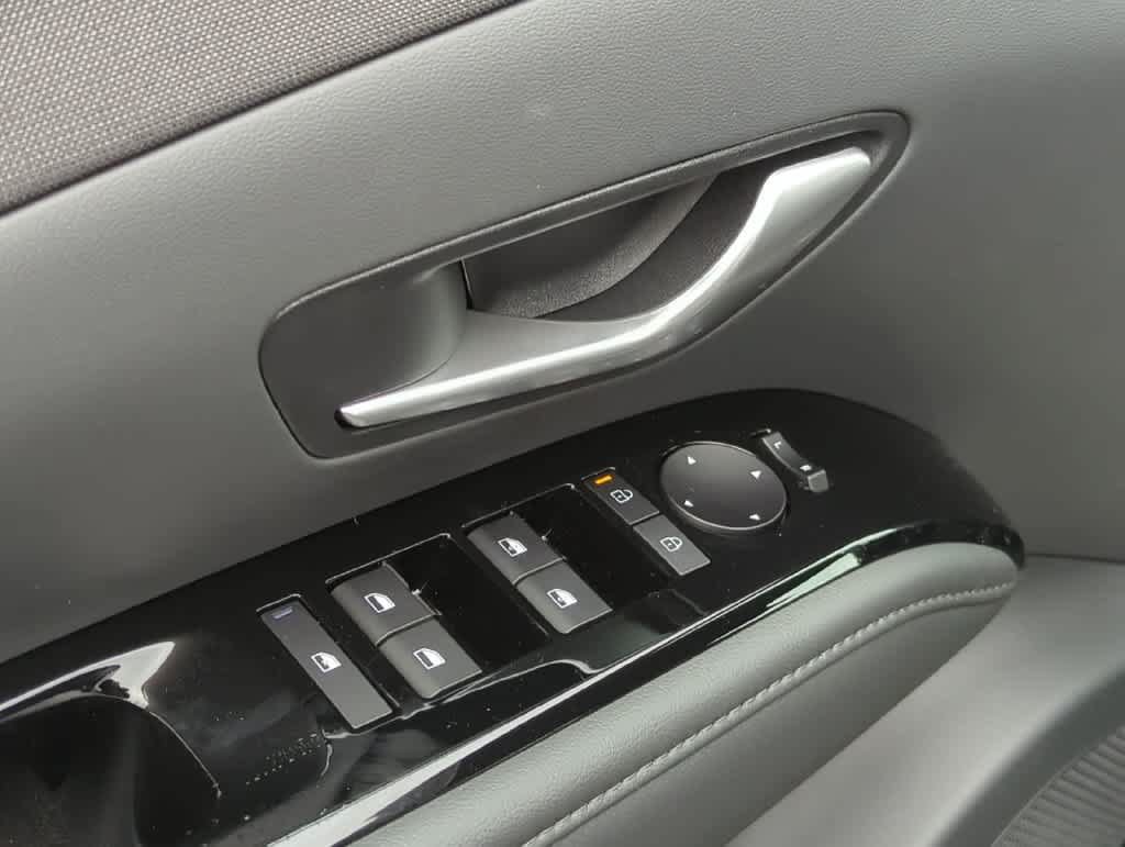 New 2026 Hyundai Tucson Limited AWD/4WD image 17