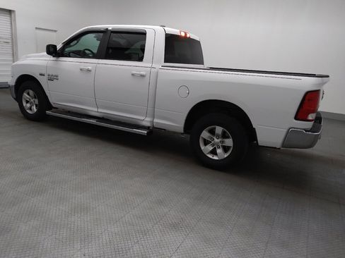Used 2021 RAM 1500 Classic SLT image 3