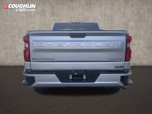 Used 2019 Chevrolet Silverado 1500 Custom w/ Custom Convenience Package image 6