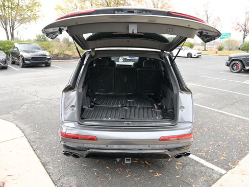 Used 2020 Audi SQ7 Prestige w/ Prestige Package image 45