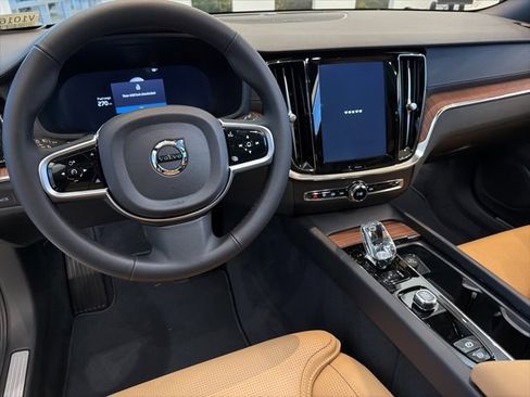 New 2026 Volvo V60 B5 Cross Country Ultra w/ Protection Package Premier image 13