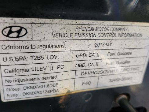 Used 2013 Hyundai Veloster RE:MIX Edition image 55